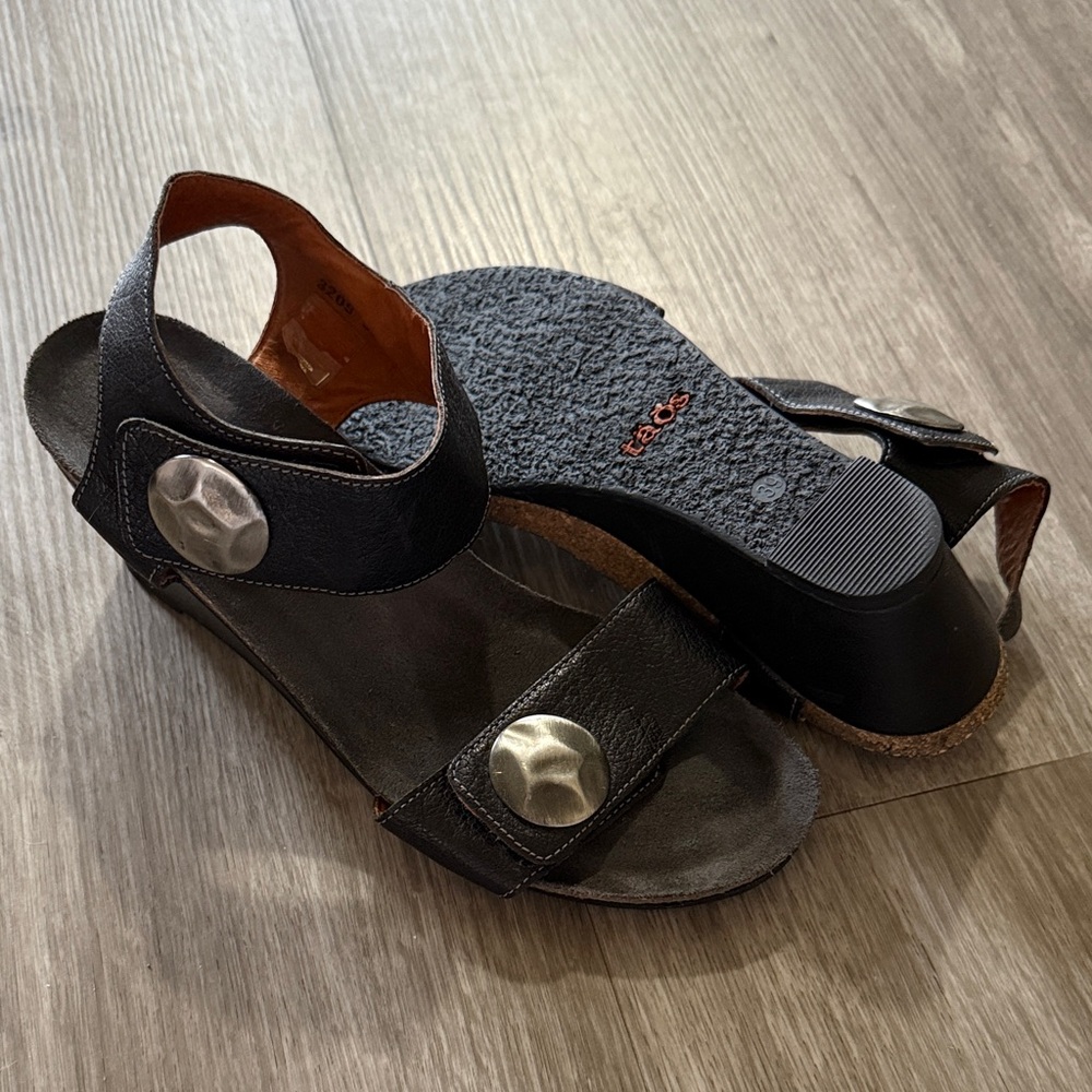 Taos Black Leather Wedge Sandals with Silver Accents